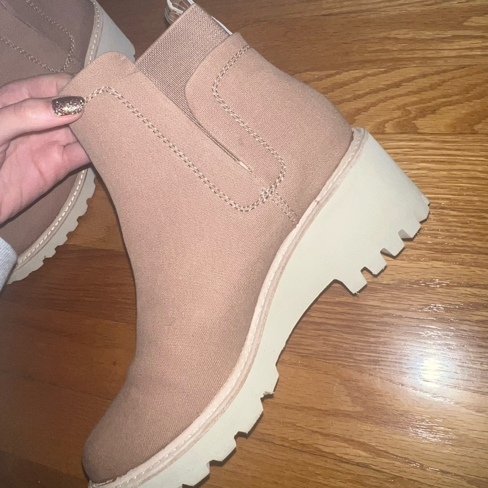Dolce Vita Booties